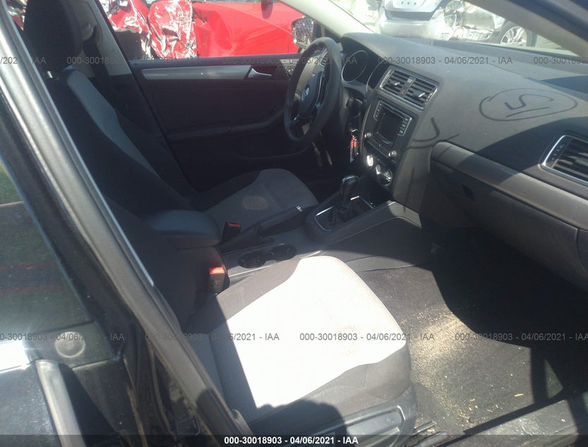 3VW2B7AJ2HM334295
