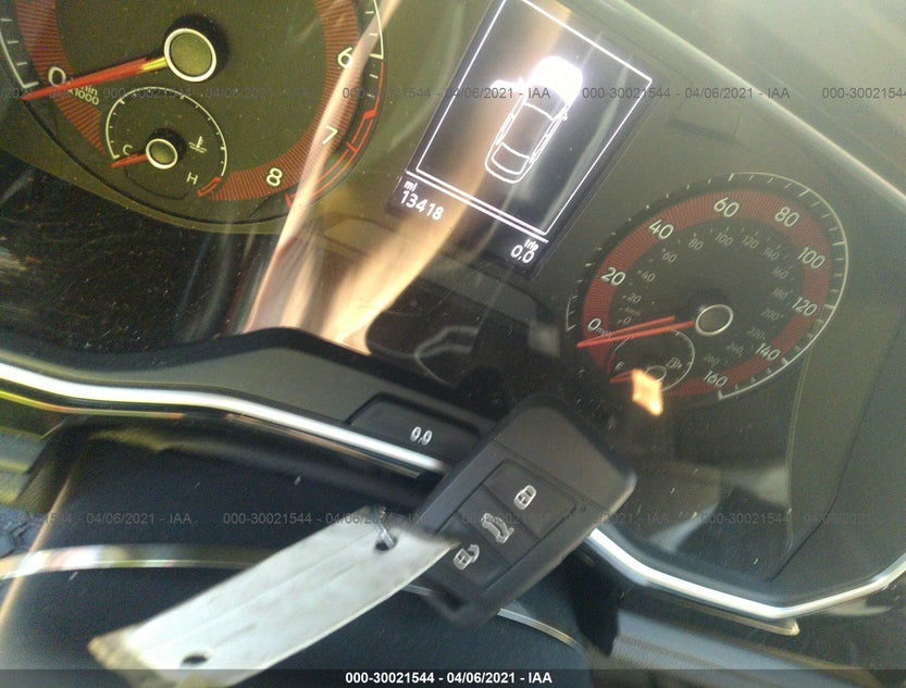 3VW5T7BU5LM073028