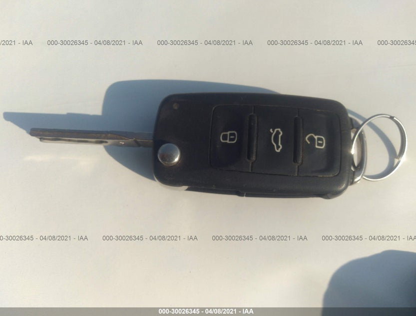 3VW2B7AJ1HM372438