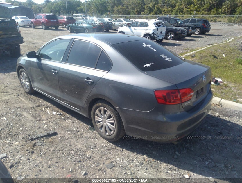 3VW2K7AJ4EM323424