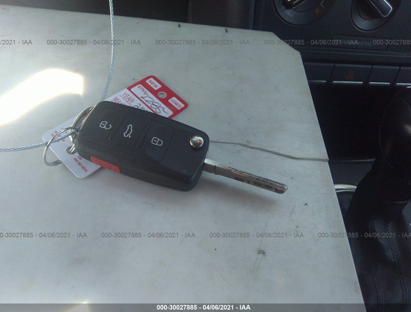 3VW5P7AT0DM832053