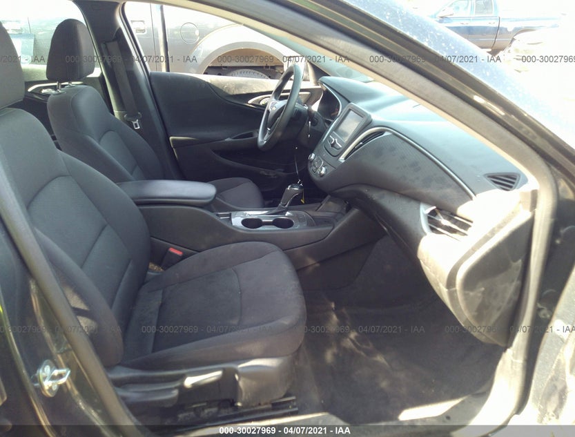 1G1ZB5ST9HF260162