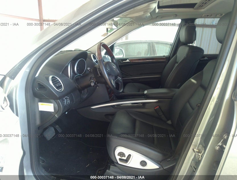4JGBB8GB3AA543164