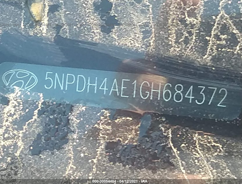 5NPDH4AE1GH684372