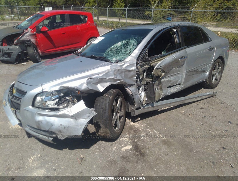 1G1ZD5EU4CF292010