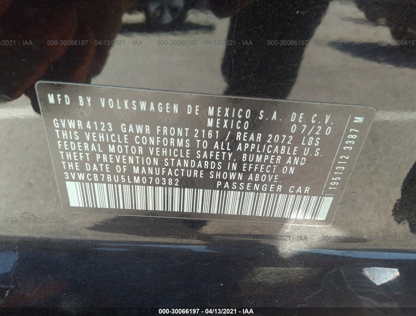 3VWCB7BU5LM070382