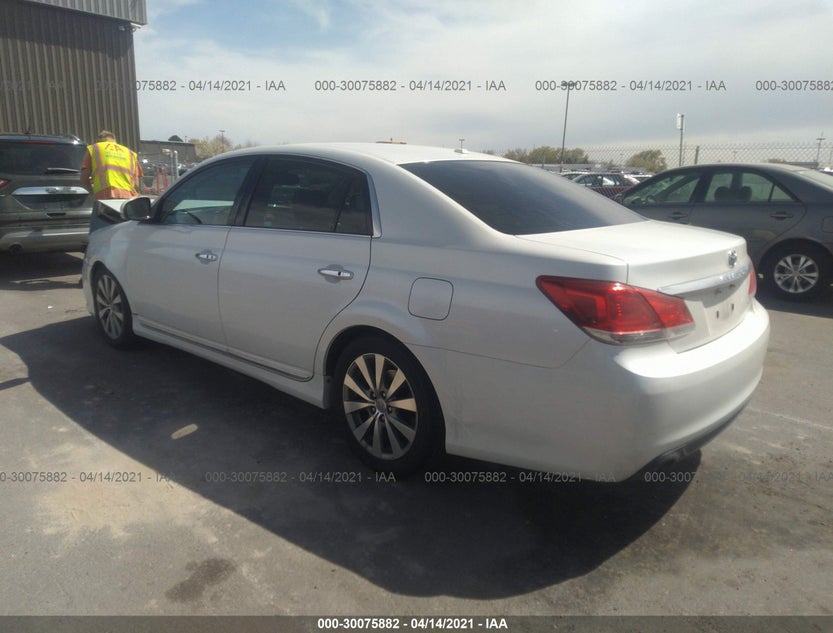 4T1BK3DB9BU406169