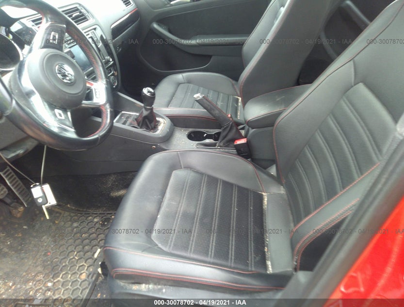 3VW5T7AJ9GM235708