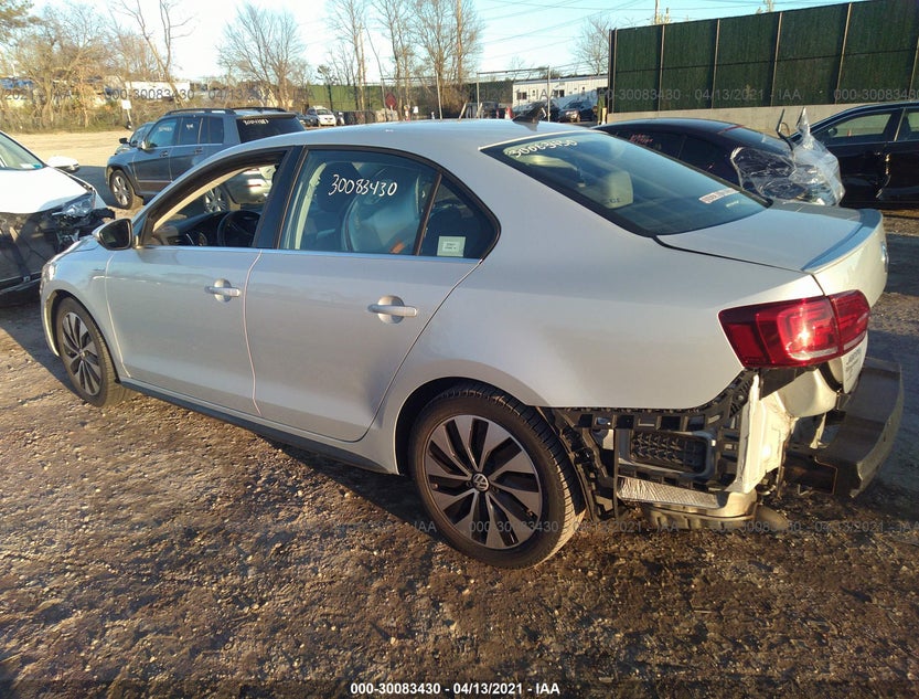 3VW637AJ6DM223645