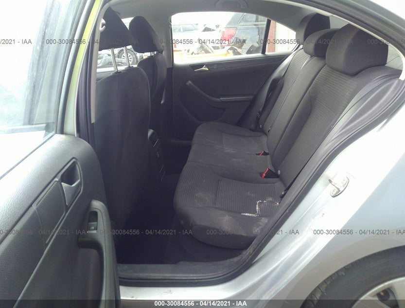 3VW2K7AJ7FM315951