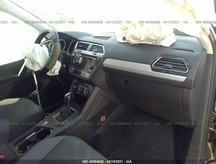 3VV1B7AX2LM116063