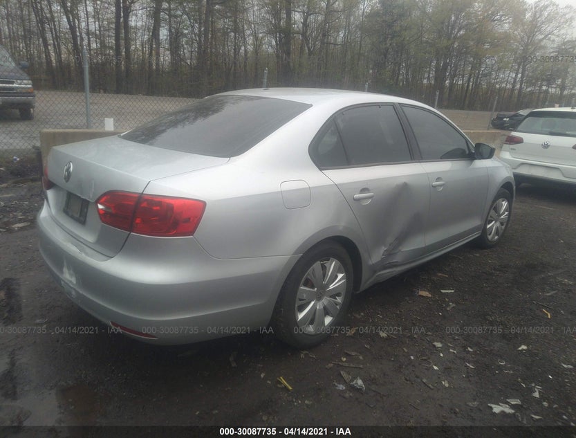 3VW2K7AJ3CM326523