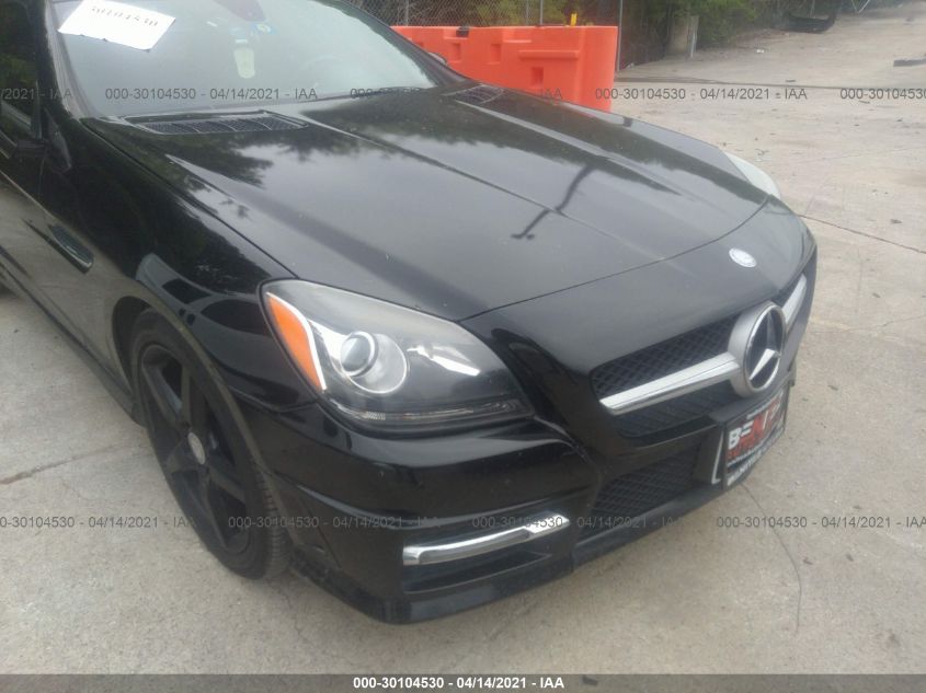 VIN WDDPK4HA1FF107258 2015 Mercedes-Benz SLK-Class,... no.6