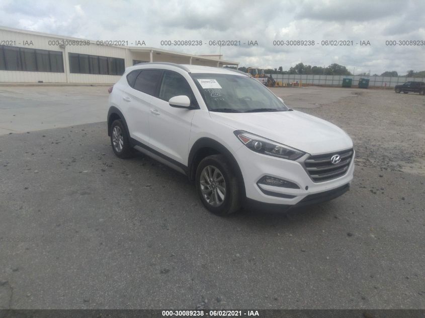 KM8J33A49JU804009 2018 Hyundai Tucson Sel