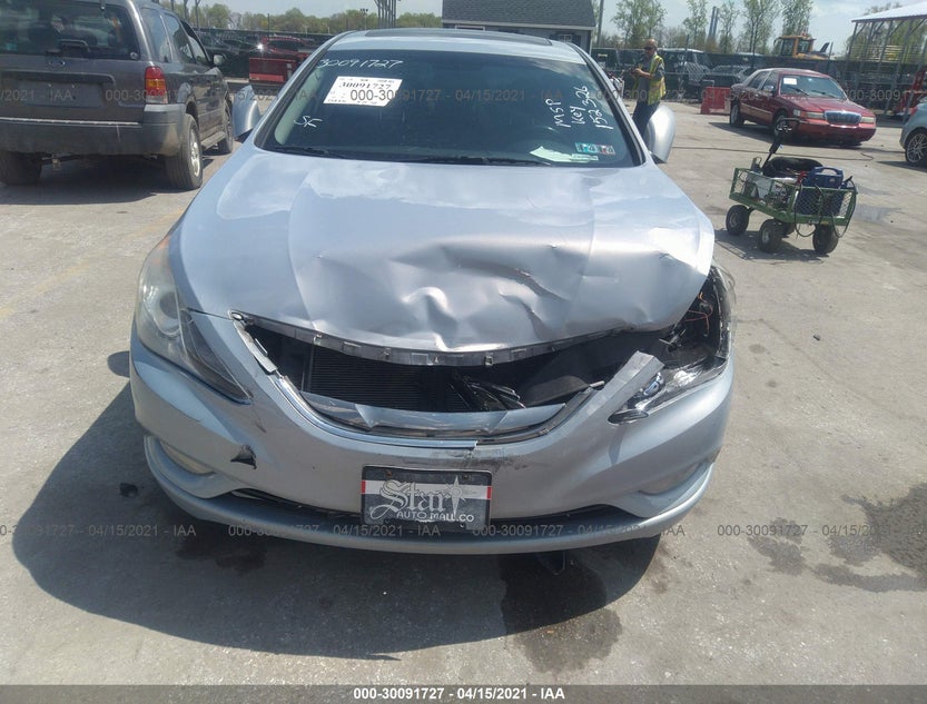 5NPEC4AC2BH215169