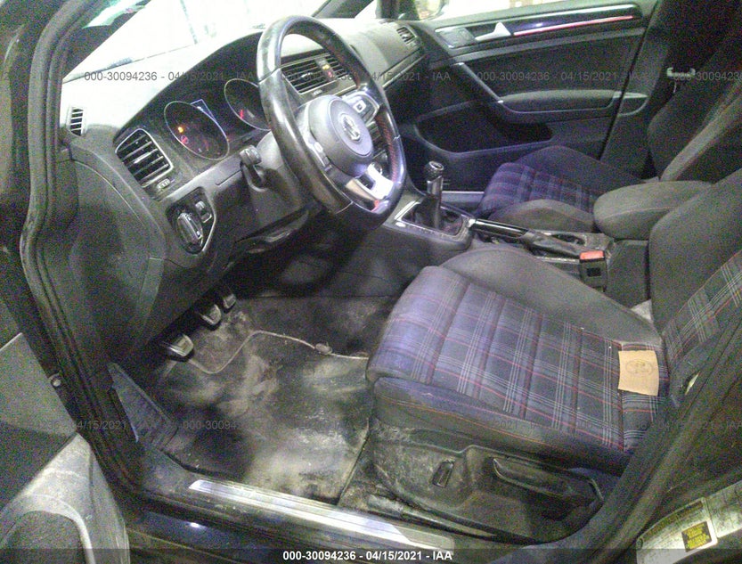 3VW547AU7HM014357