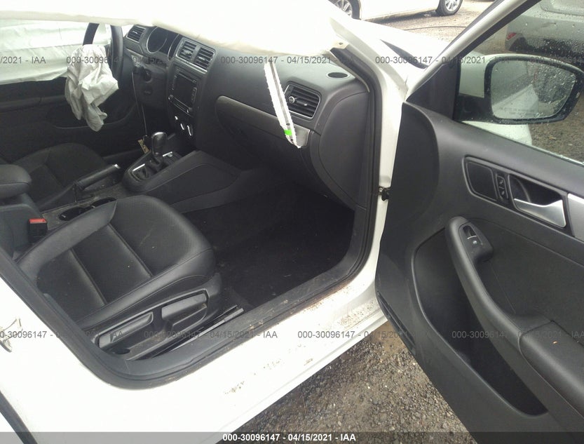 3VWD17AJ5FM403991