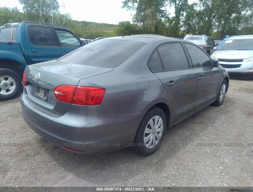 3VW1K7AJ7EM440698
