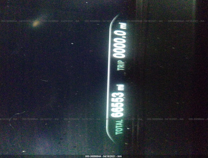 WBAJE5C36HG917422