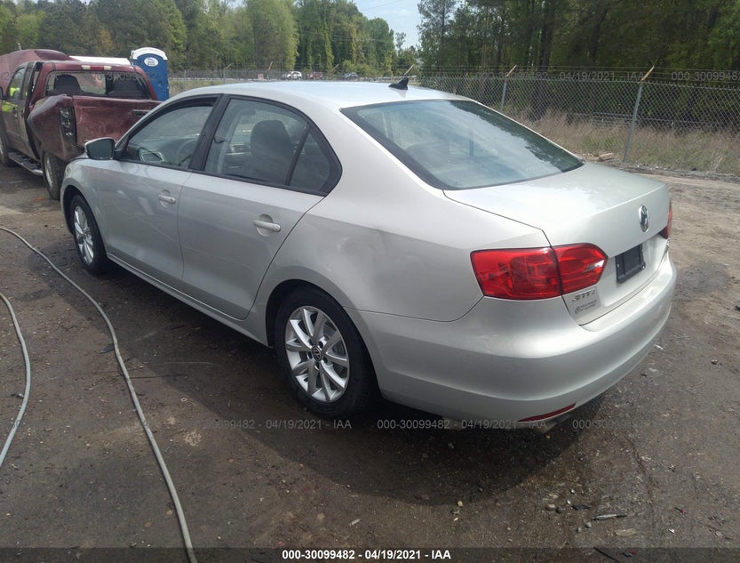 3VWDX7AJ7CM341567