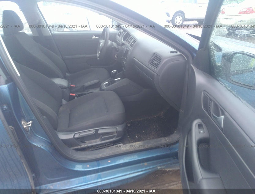 3VW267AJ5GM209388