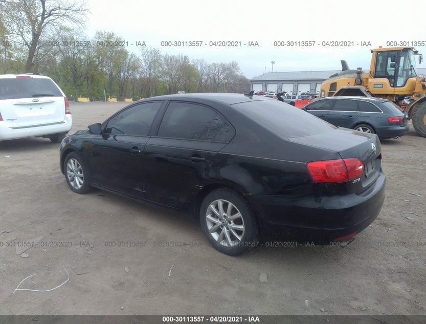 3VWDP7AJ9CM360105