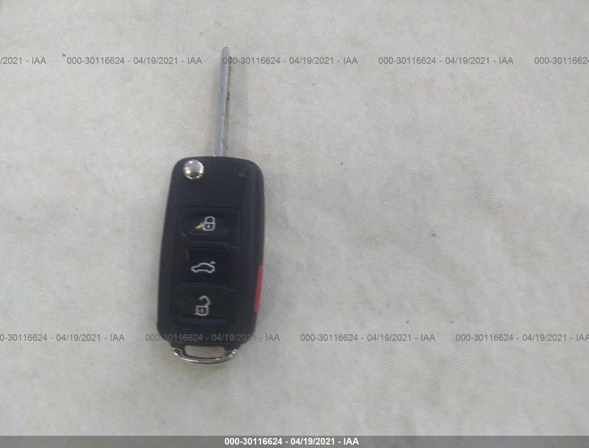 3VWPL7AJ2DM694082