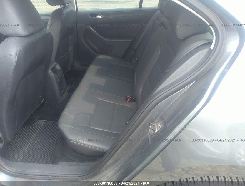 3VWDX7AJ6BM351991