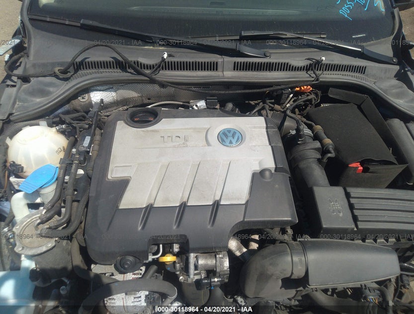 3VW3L7AJ3EM367772