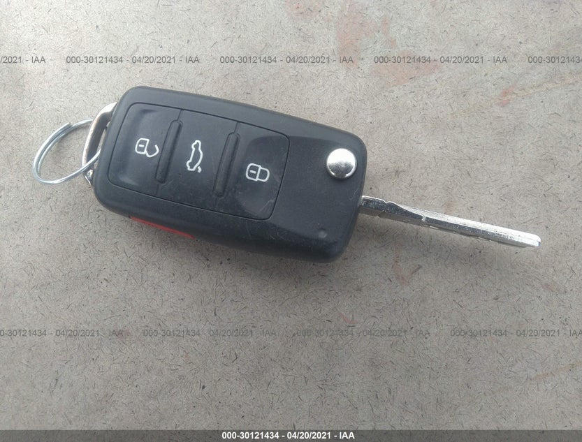 3VWVT7AT1EM617715