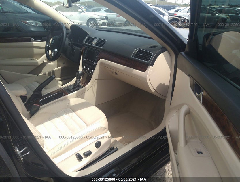 1VWCH7A37DC020075