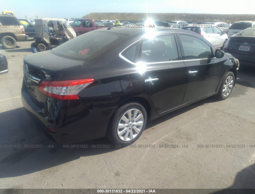 3N1AB7AP4FL652010