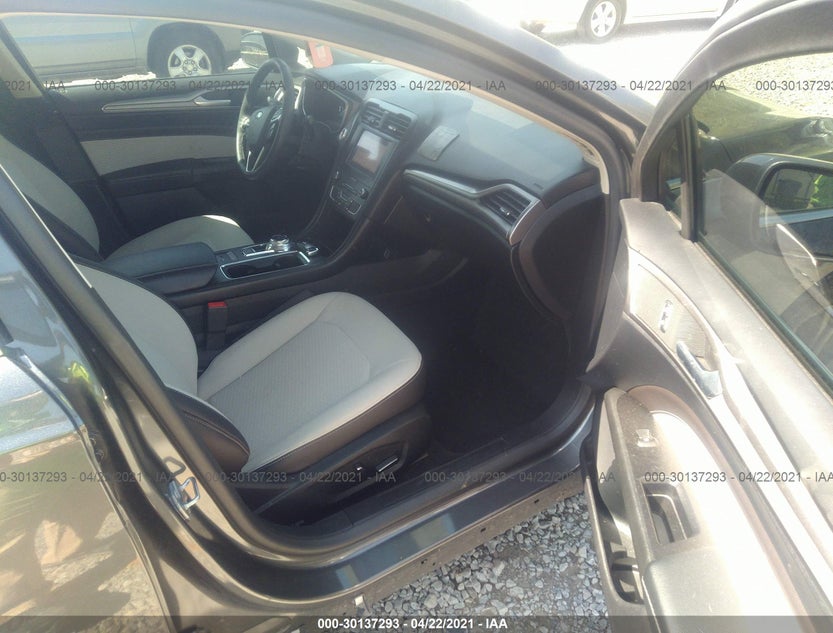 3FA6P0HD4KR282262