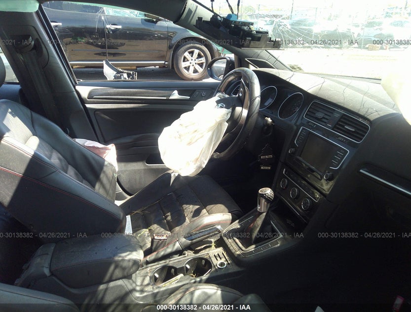 3VW547AU5HM026670