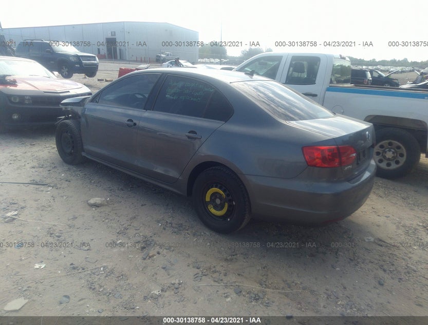 3VWD17AJ3EM325449