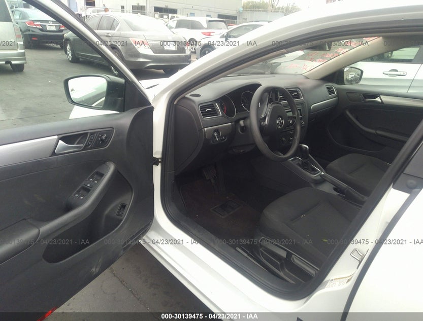 3VWD17AJ5FM354081
