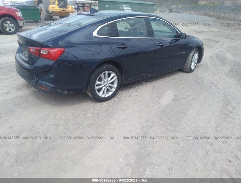1G1ZD5ST4JF206672