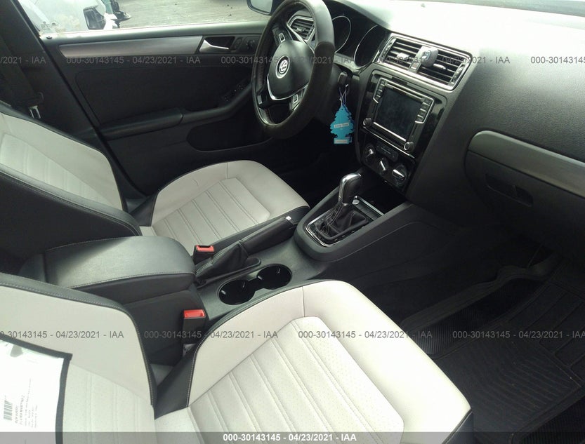 3VWD17AJ8GM347806
