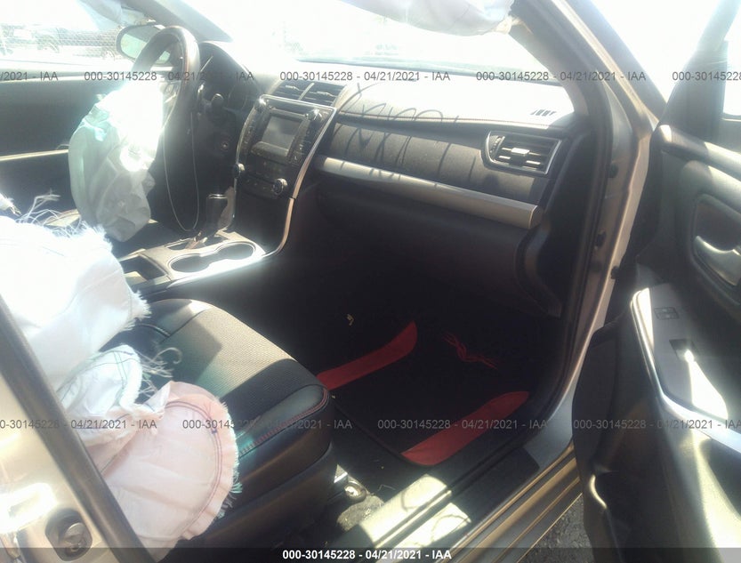 4T1BF1FKXHU696579