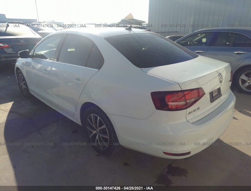 3VWDB7AJ4HM360003
