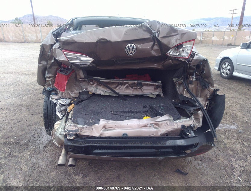 3VW2K7AJ4EM224201
