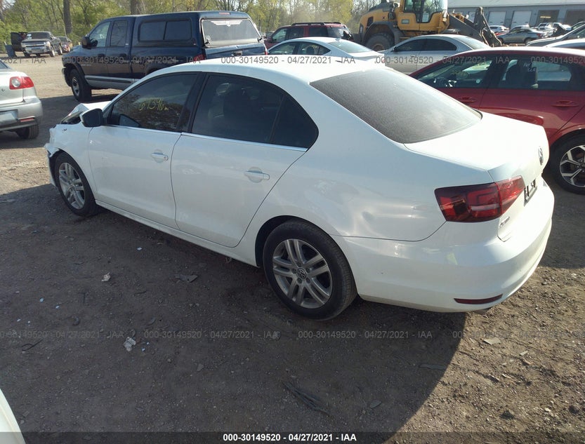 3VW2B7AJ3HM349811