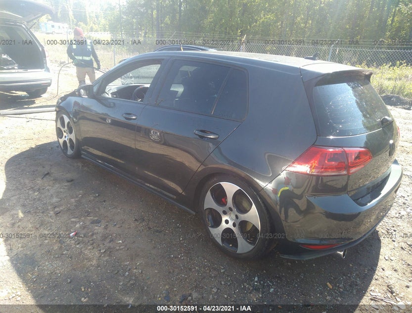 3VW4T7AU8HM012518