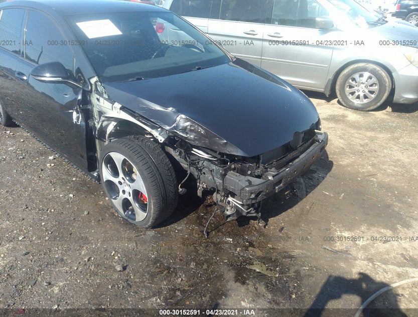 3VW4T7AU8HM012518