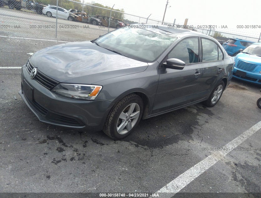 3VWLL7AJ7CM377749