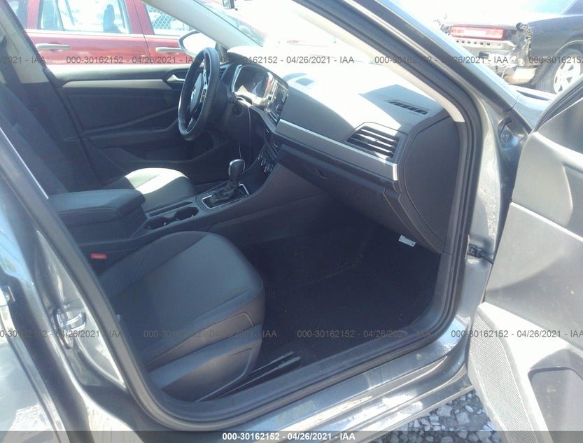 3VWCB7BU7LM055060