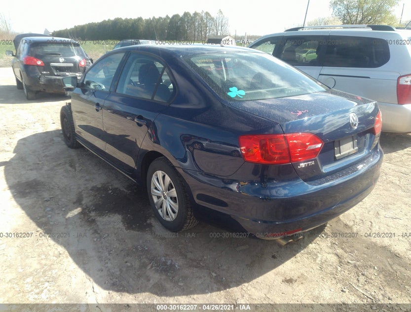 3VW2K7AJ9DM310358