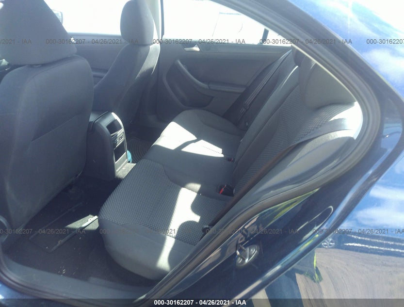 3VW2K7AJ9DM310358