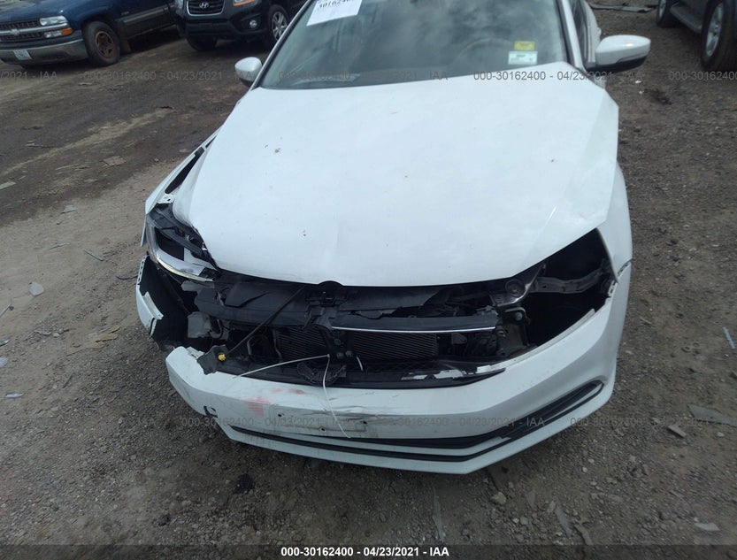 3VWDB7AJ0HM369183