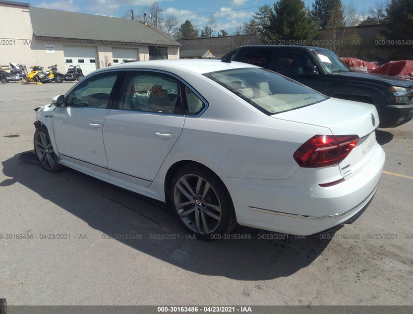 1VWDT7A33HC054037